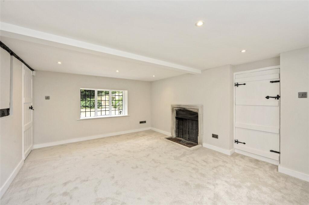 House in Redhill - View 4