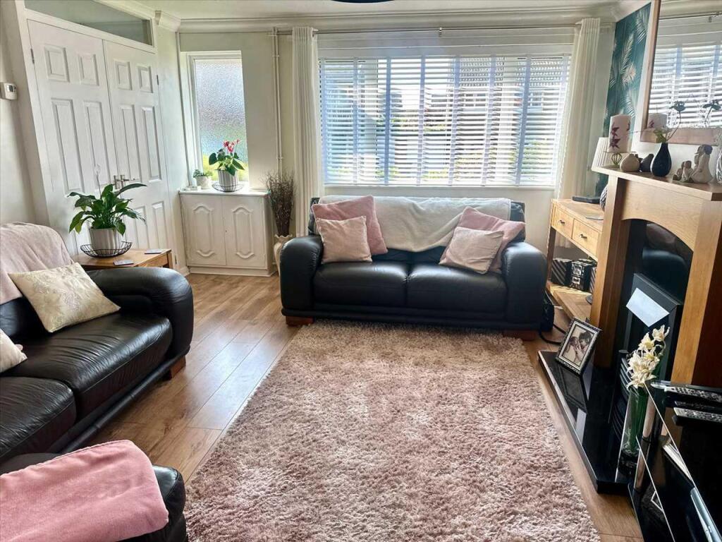House in Beddau, Llantrisant - View 3