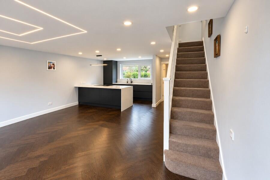 House in Kingston upon Thames - View 4