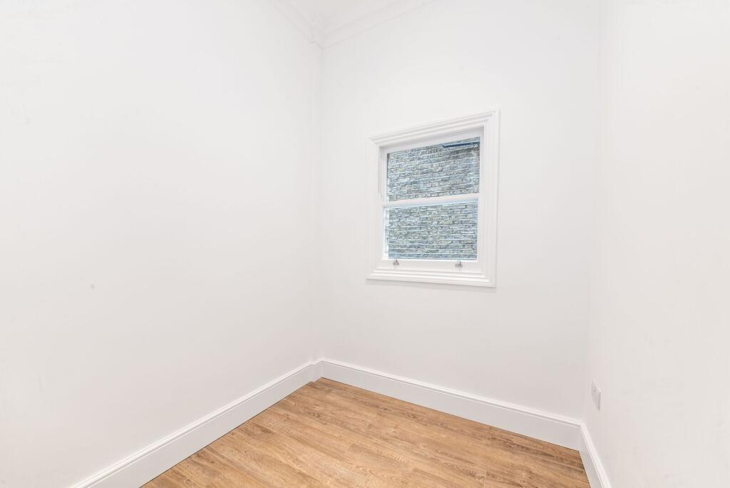 Apartment in London, South Hampstead - View 4