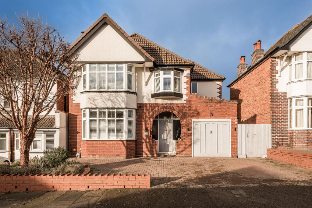 Main image of property: 9 Sunnybank Road, Boldmere, Sutton Coldfield B73 5RE