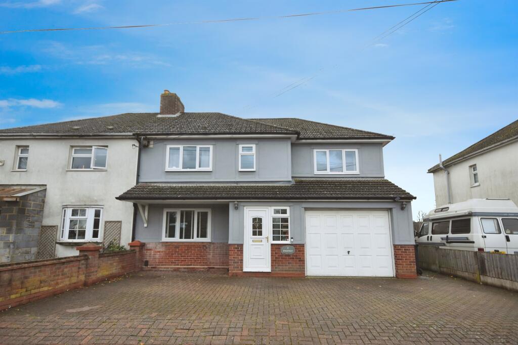 Main image of property: Beazley End, Braintree