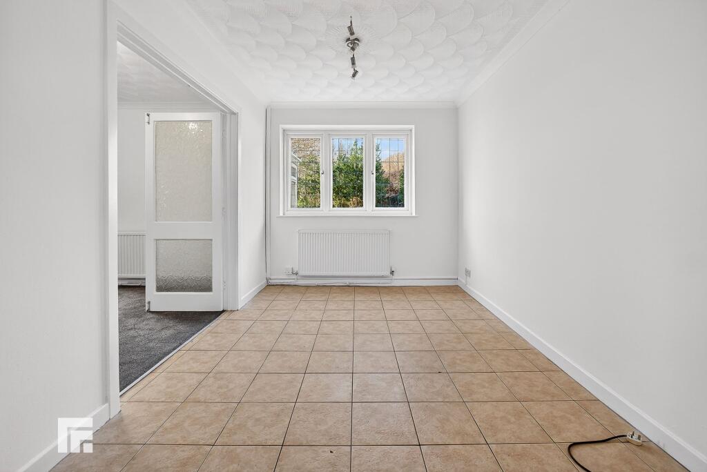 House in Cardiff, Pentrebane, Fairwater - View 4