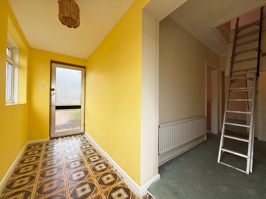 House in Fforest, Llanedi - View 4