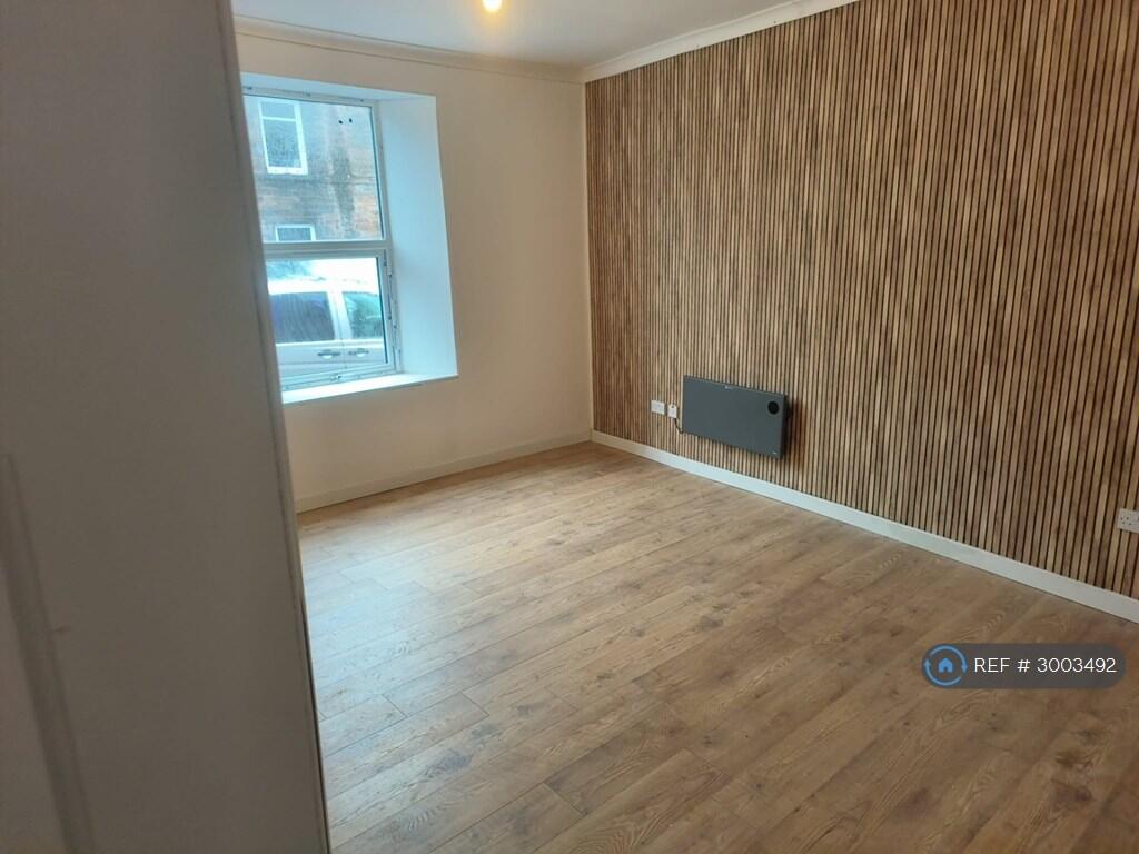 Apartment in Kilmarnock - View 2