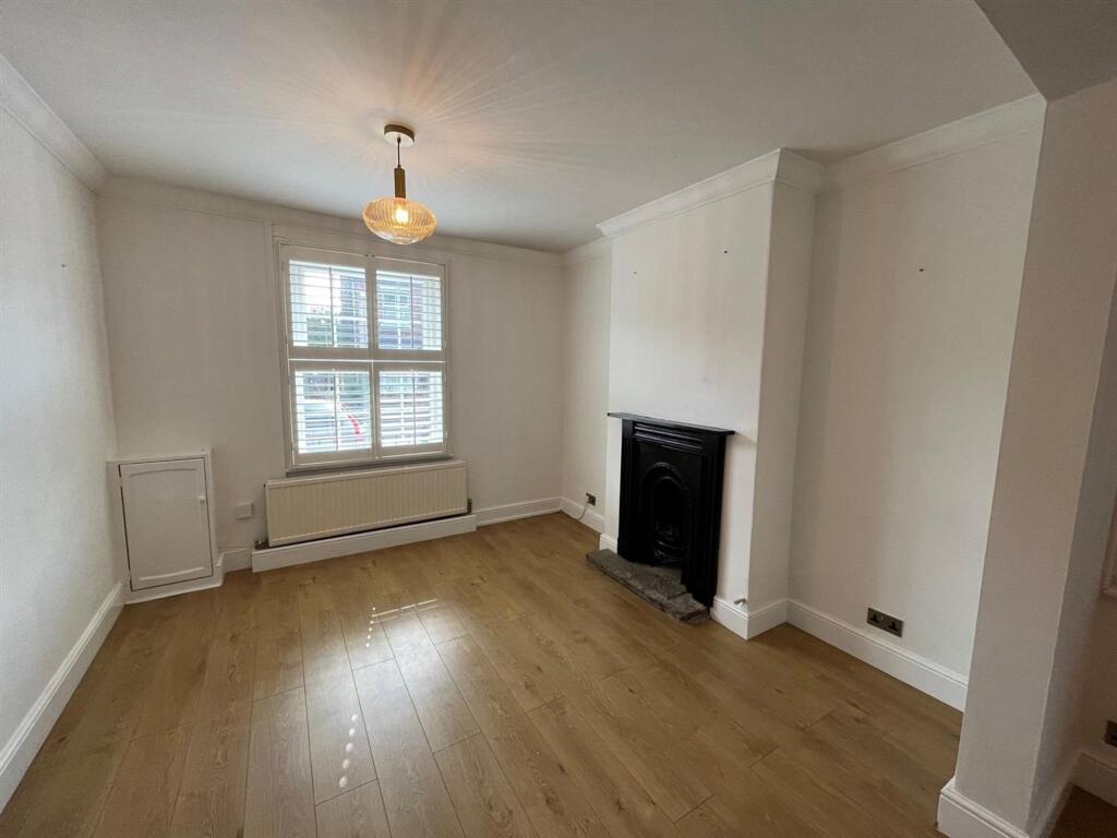 London Road, Nantwich, CW5 photo 2