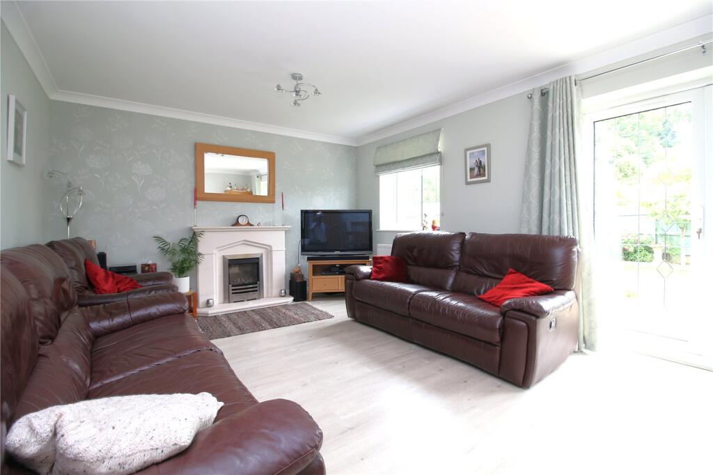 Avenue Road, New Milton, Hampshire, BH25 photo 3