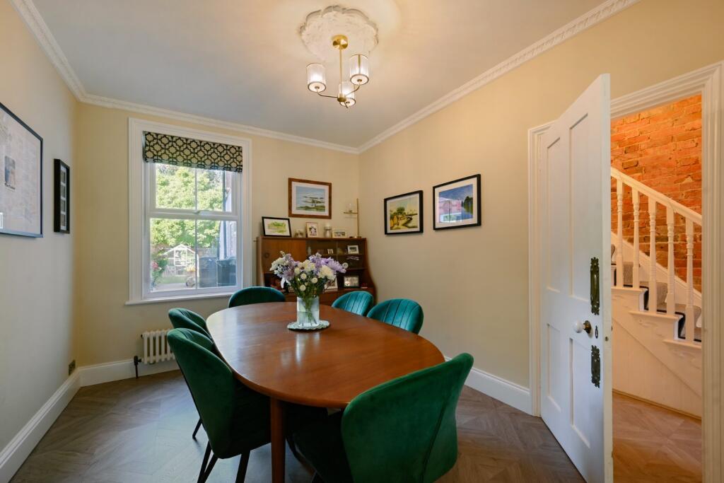 House in Ashford, Bybrook, Repton Manor - More