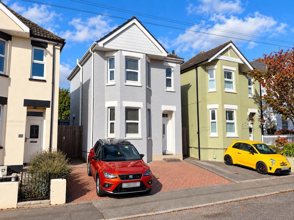 6-bed house on Cranbrook Road, Poole, Dorset BH12, £475,000