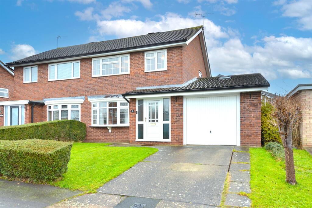 3-bed semi-detached on Alberbury Drive, Sundorne Grove, Shrewsbury, £284,995