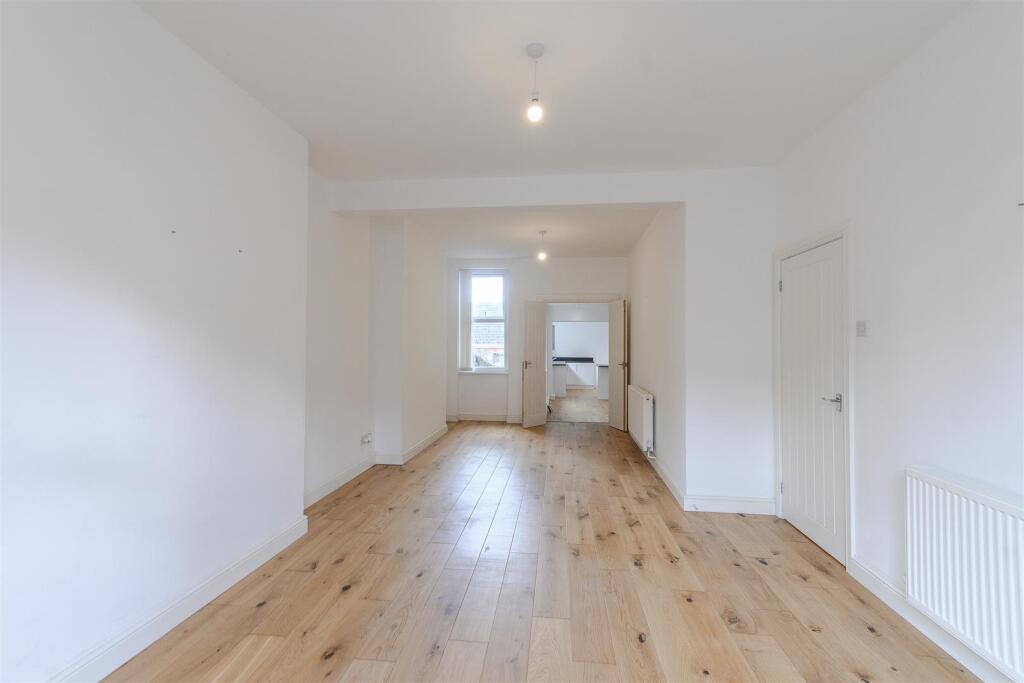 House in Barry, Cwm Talwg - View 3