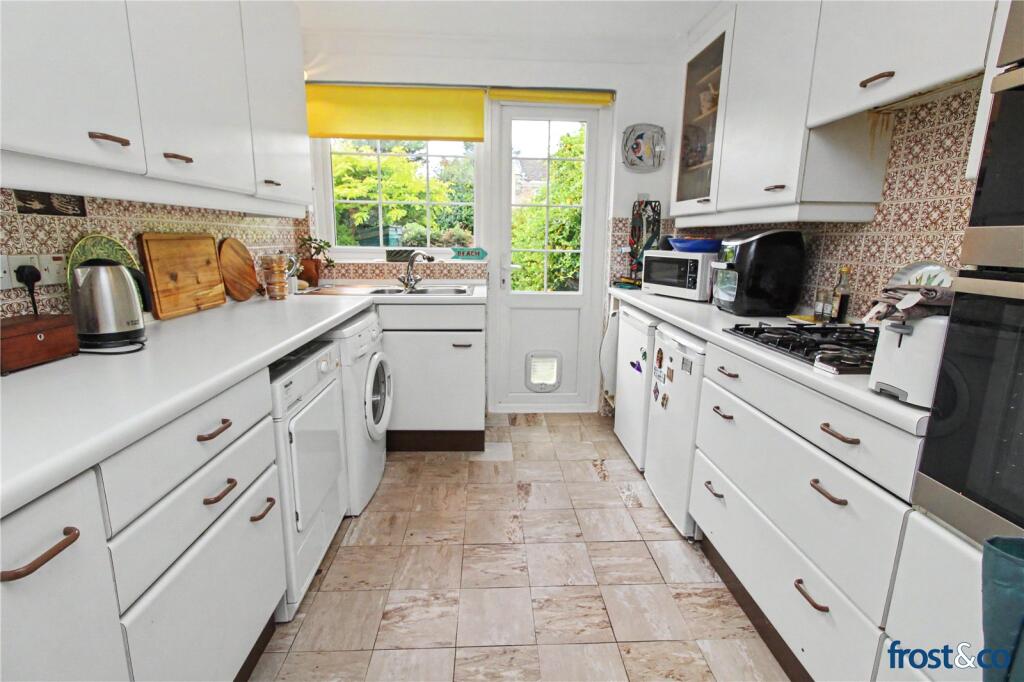 Copeland Drive, Poole, Dorset, BH14 - View 4