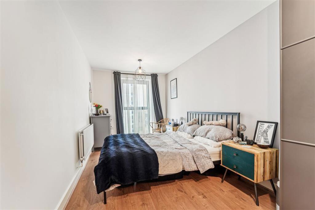 Apartment in London - View 3