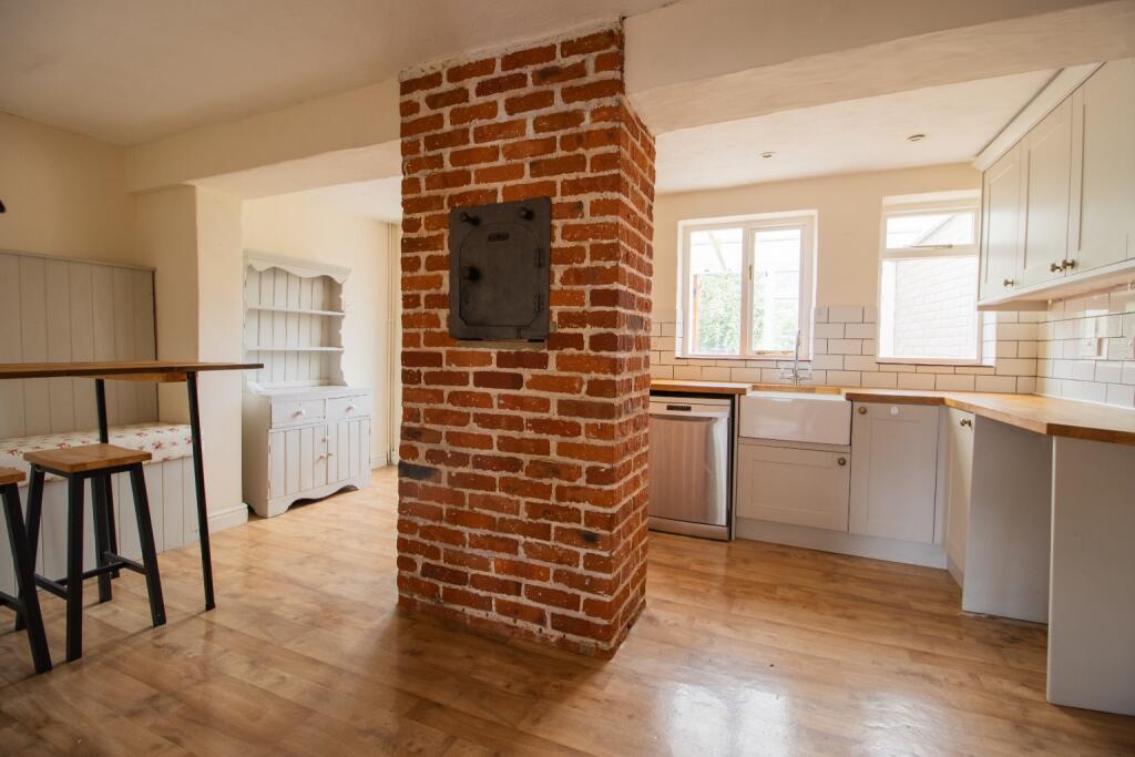 House in Breckland, Mileham - View 3