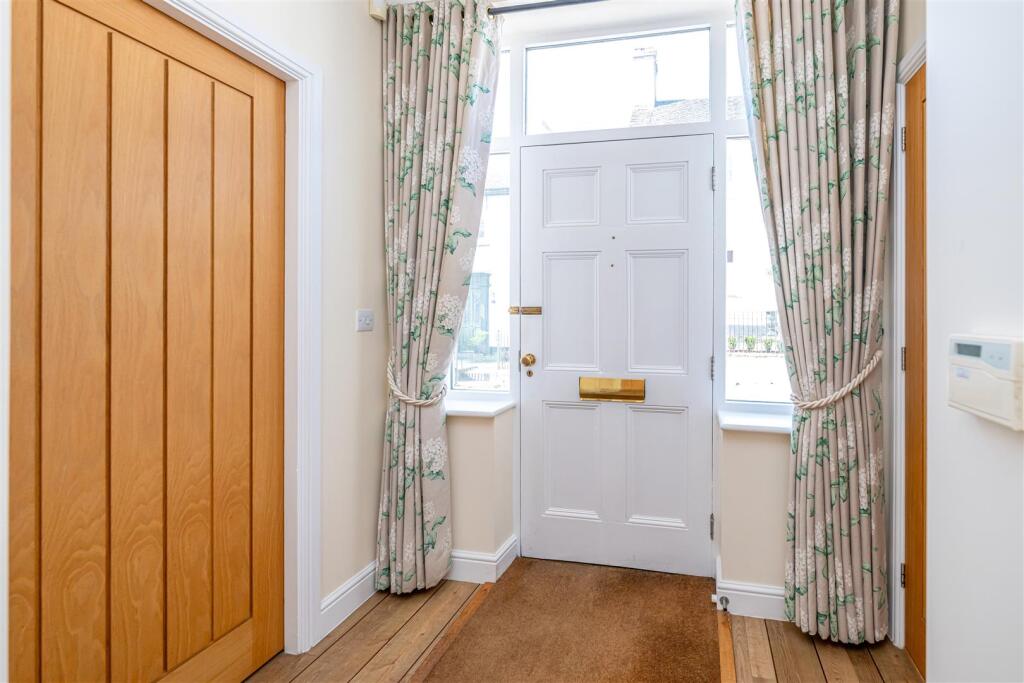 Admiral House, 21a Dean Street, Brewood, ST19 9BU photo 4