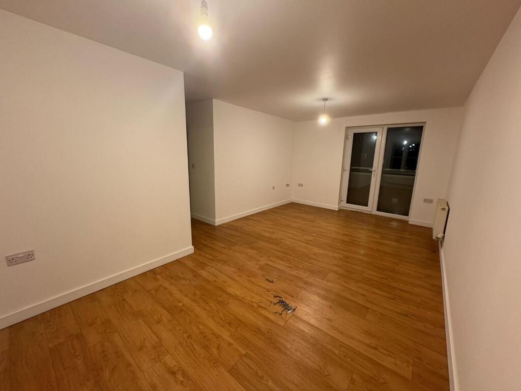 Additional image 2 of Dixon Close, Redditch, B97 6AJ