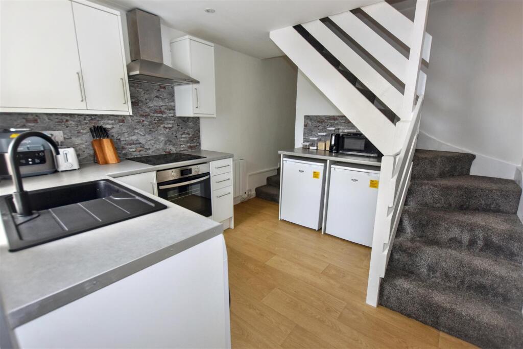 House in Redruth, Cornwall - View 5
