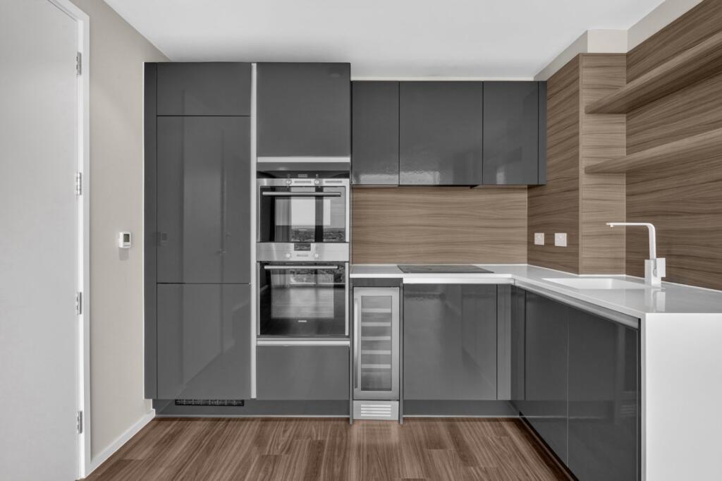 Apartment in London - View 5