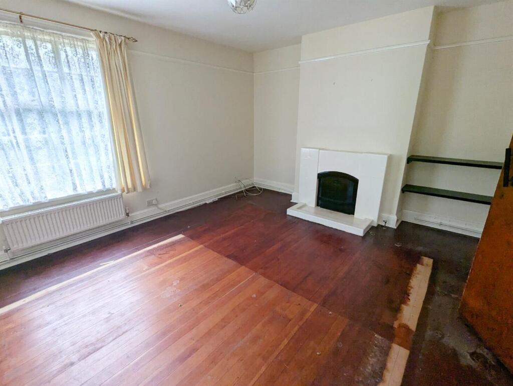 Large Plot - Victoria Avenue photo 3