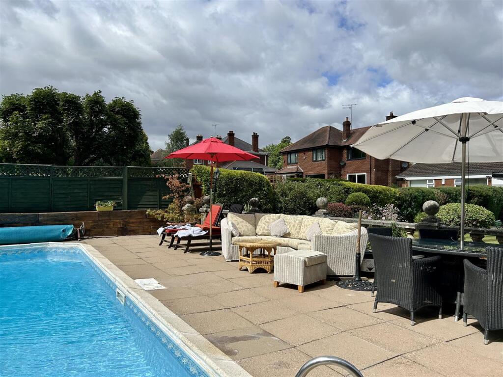 Additional image 27 of Manor Way, Halesowen