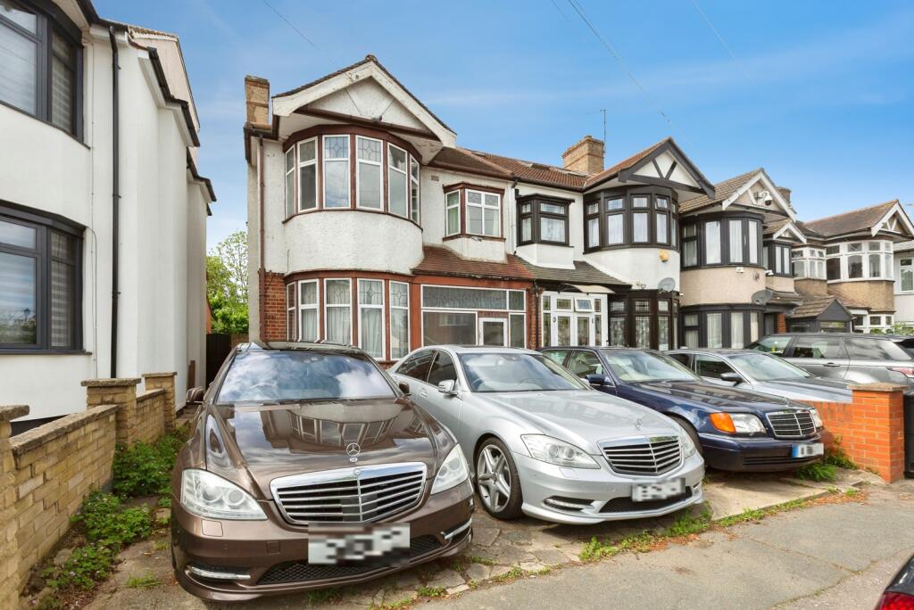 Main image of property: Torquay Gardens, Ilford, IG4
