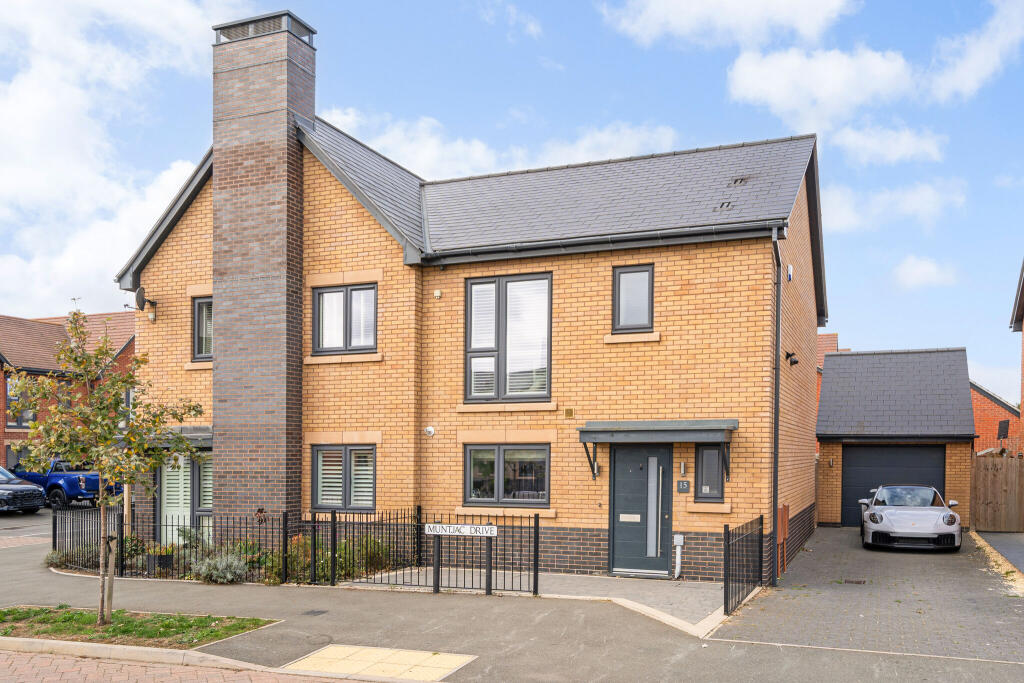 House in Stratford upon Avon, Stratford-upon-Avon