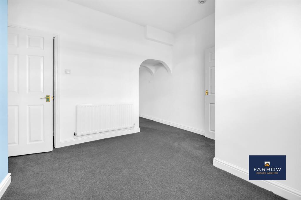 House in Doncaster - View 4