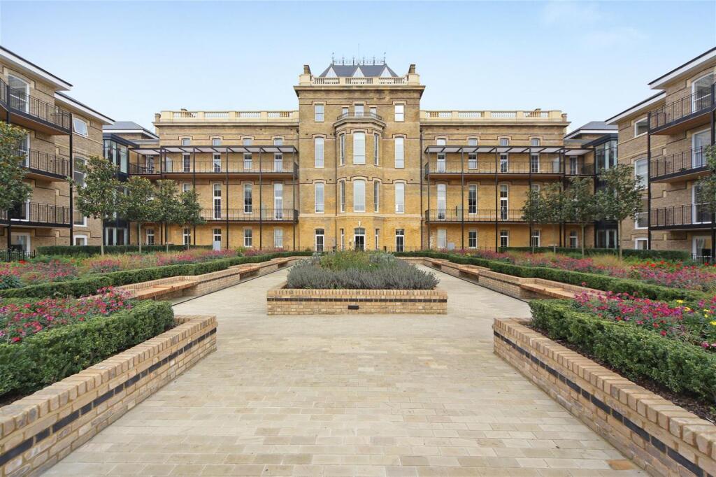 Main image of property: Theodore Lodge, 7 Chambers Park Hill, Wimbledon, London SW20