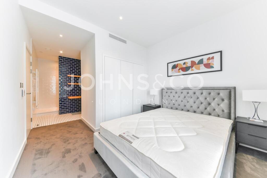 Apartment in London - More