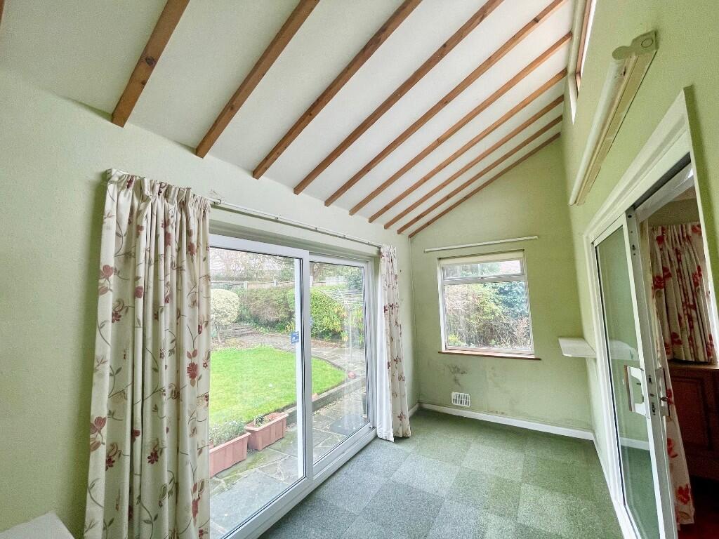 Western Road, Leigh-On-Sea, Essex, SS9 photo 4