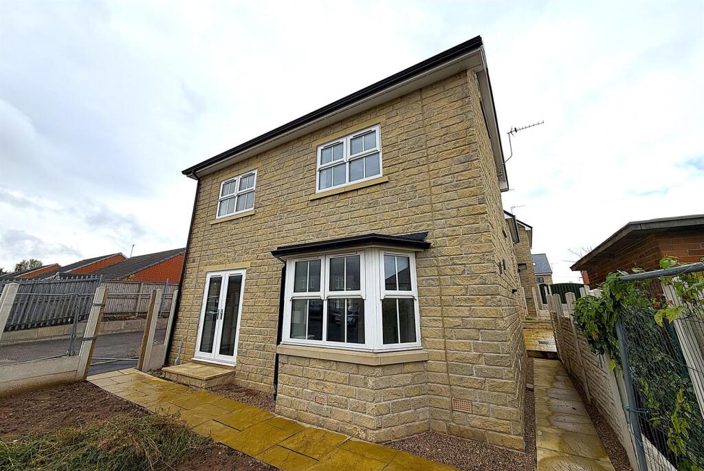 Main image of property: Stone Fold, Sheffield