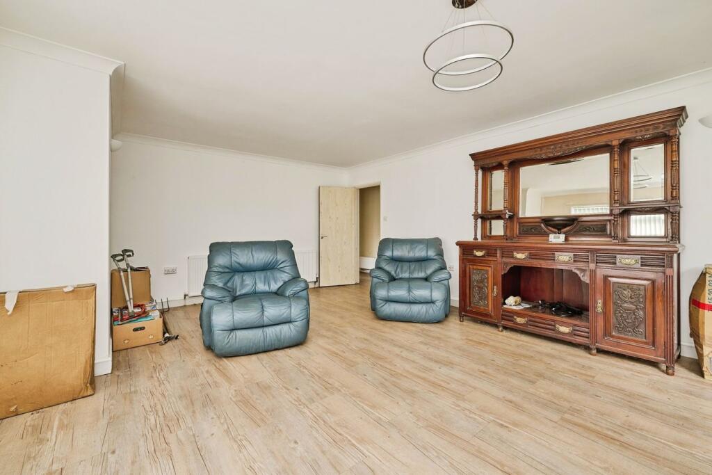 House in Peterborough - View 3