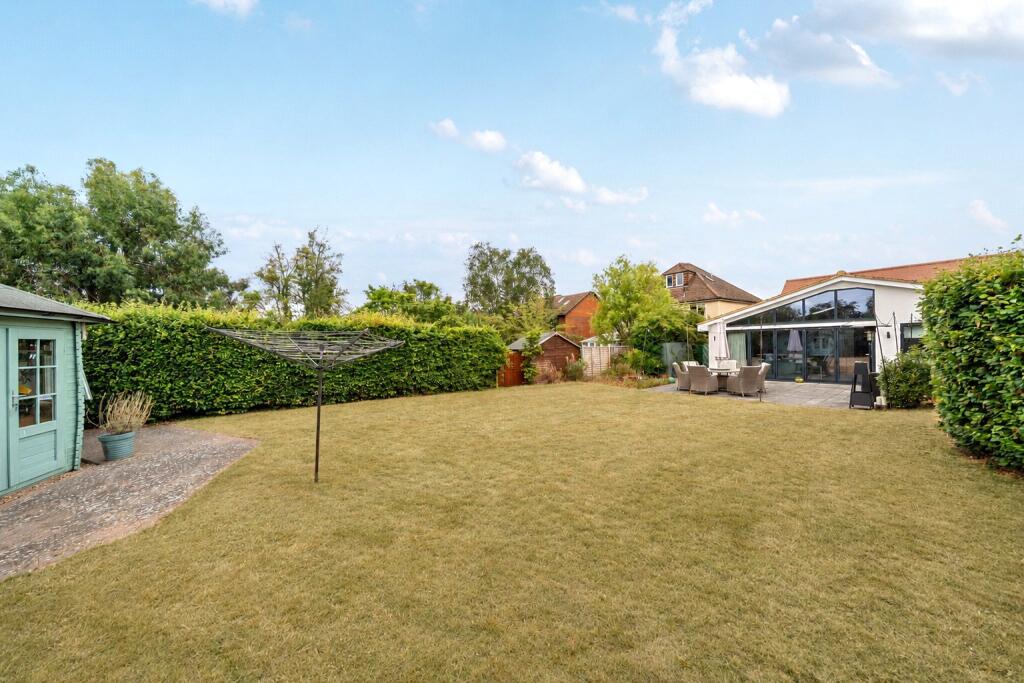 House in Guildford - View 3