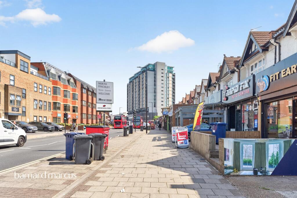 Main image of property: Kingsway, London