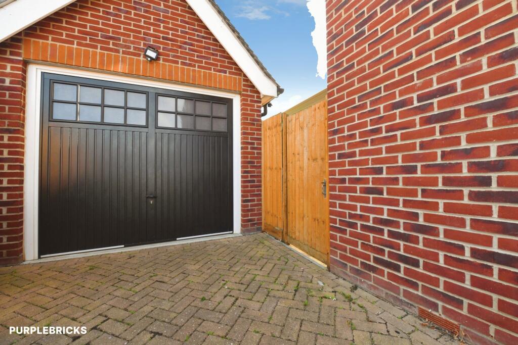 House in Braintree, Witham - View 4