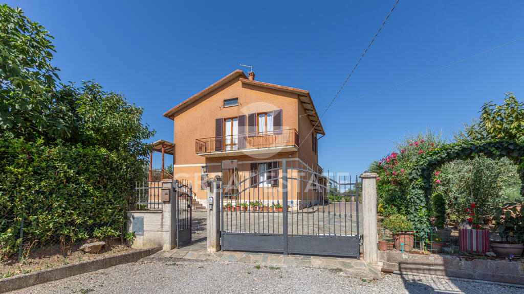Main image of property: Umbria, Perugia, Castiglione del Lago