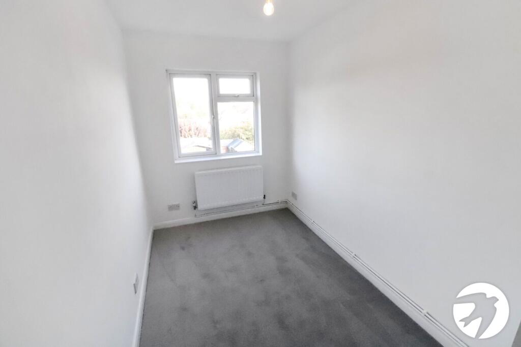 House in Dartford - View 5