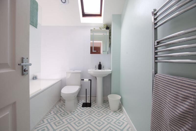 House in Salisbury - View 5