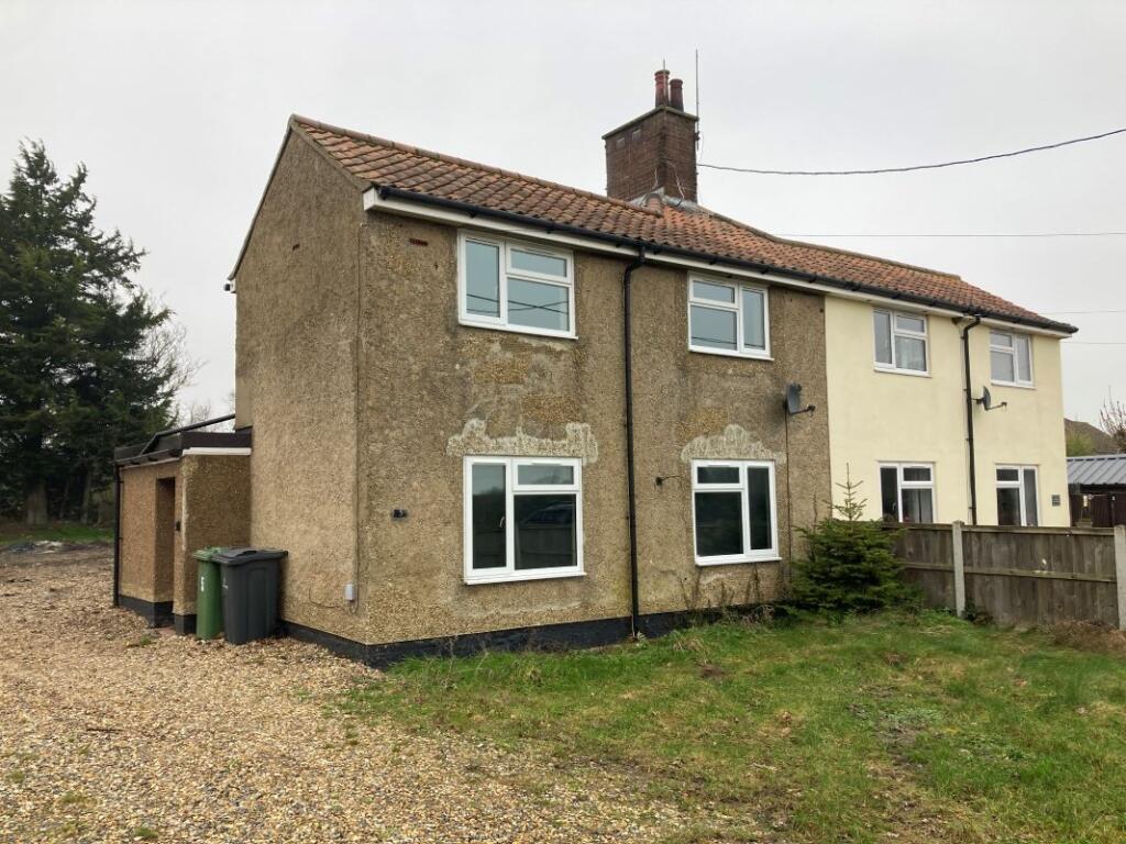 5 South Acre Road, Sporle, King's Lynn, PE32 2EH photo 4