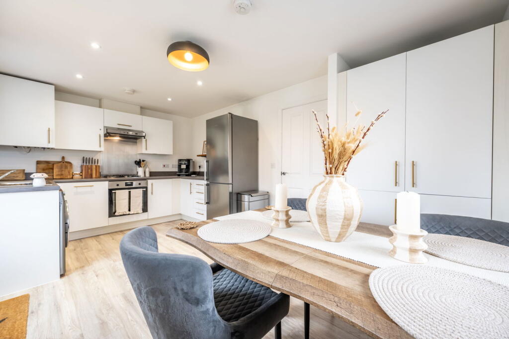 Main image of property: Rosier Close, Bursledon, Southampton, SO31 8LU