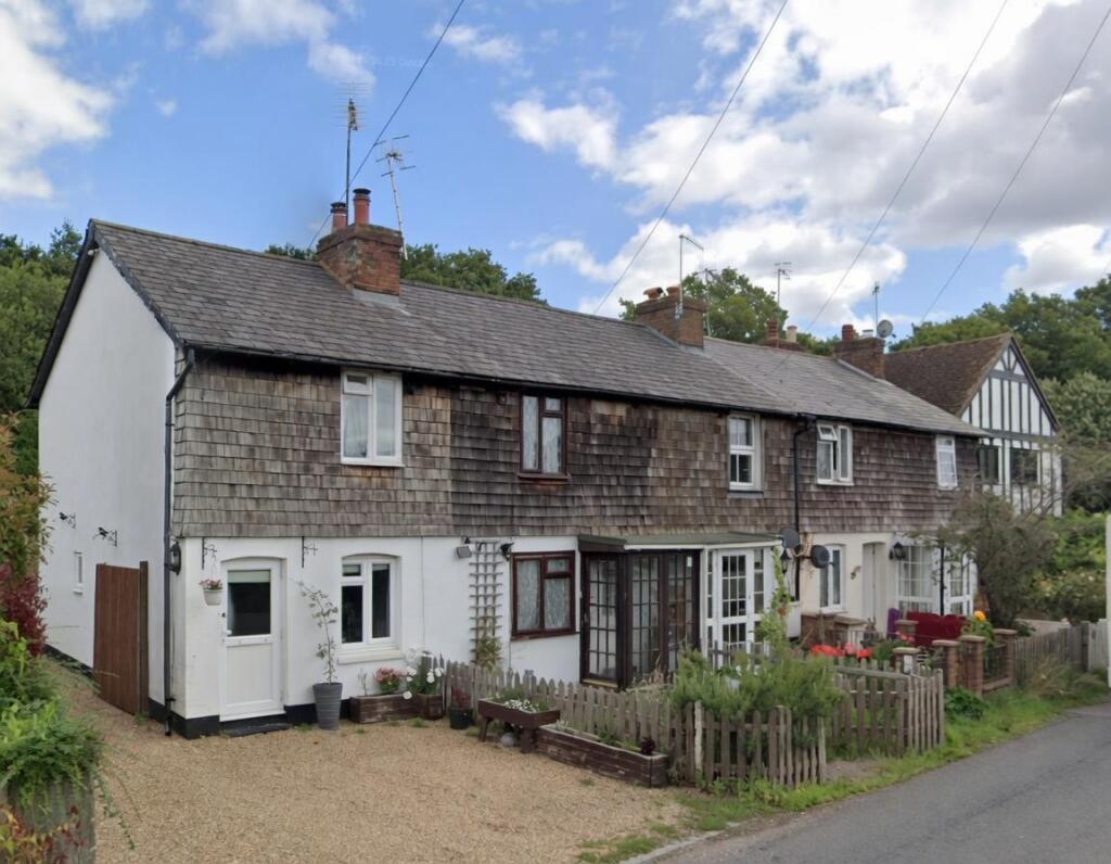 Main image of property: The Compasses, Leigh - Chain Free