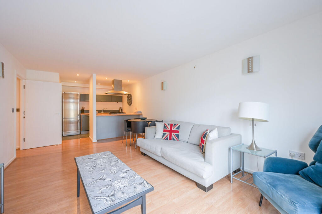Apartment in London - View 3