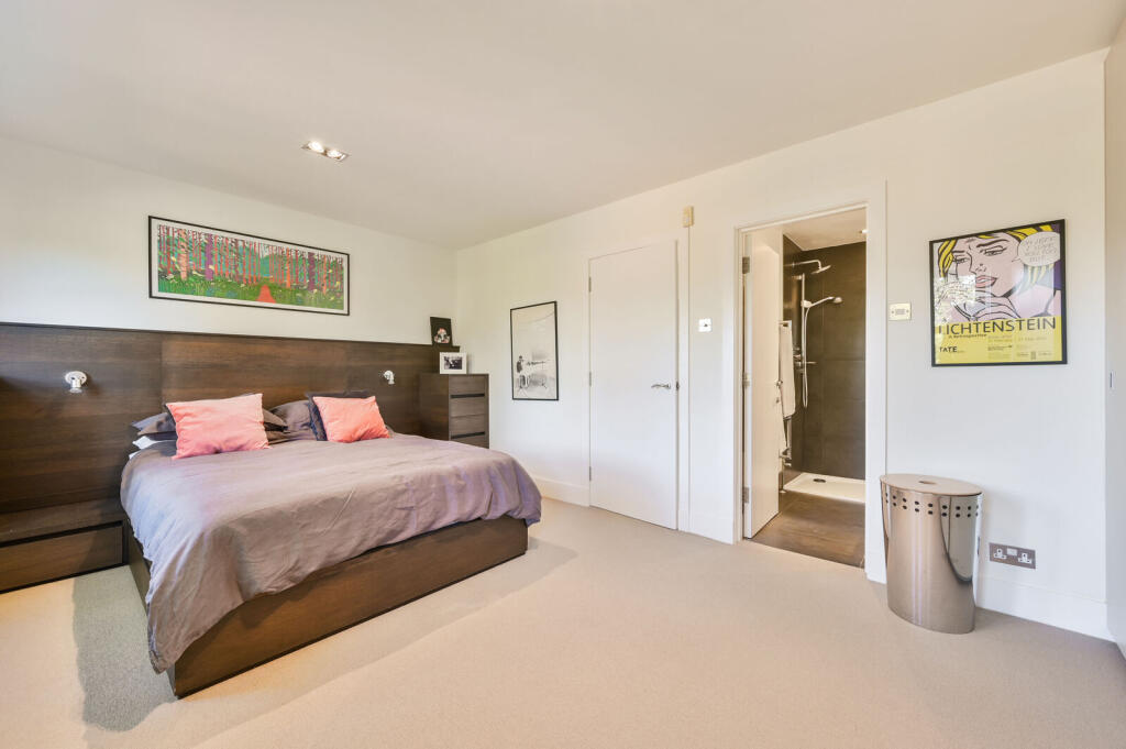 House in London - More