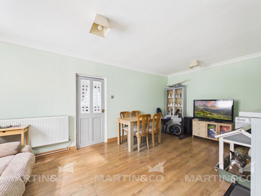 House in Doncaster - View 3