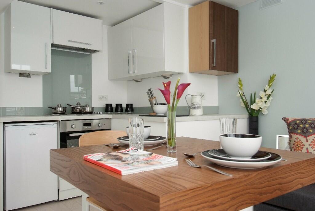 Apartment in London, Paddington - More