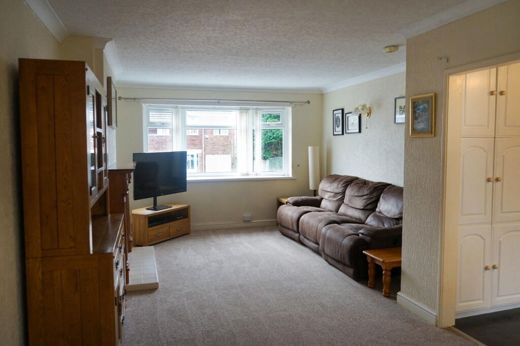 Additional image 8 of FIVE-bedroom semi-detached with self-contained ONE-bedroom annexe, Birchfield Close, Halesowen, B63 4LJ