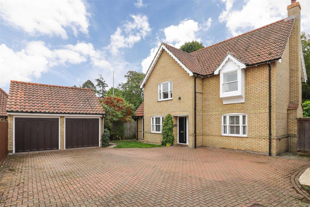 4-bed detached on Thomas Christian Way, Bottisham, Cambridge, £725,000