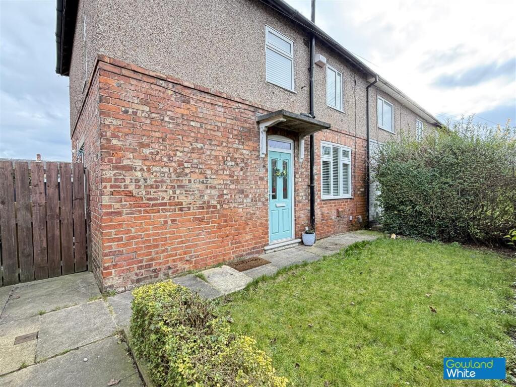 Main image of property: Poplar Road Thornaby, Stockton-On-Tees TS17 8AL