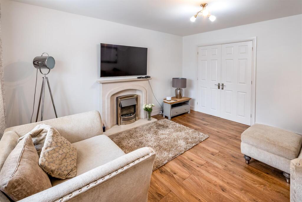 House in Rotherham, Bramley - View 5