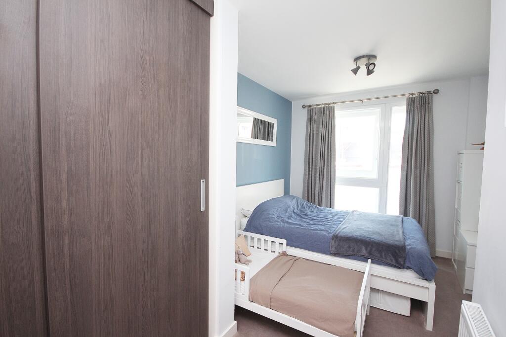 Apartment in London - More